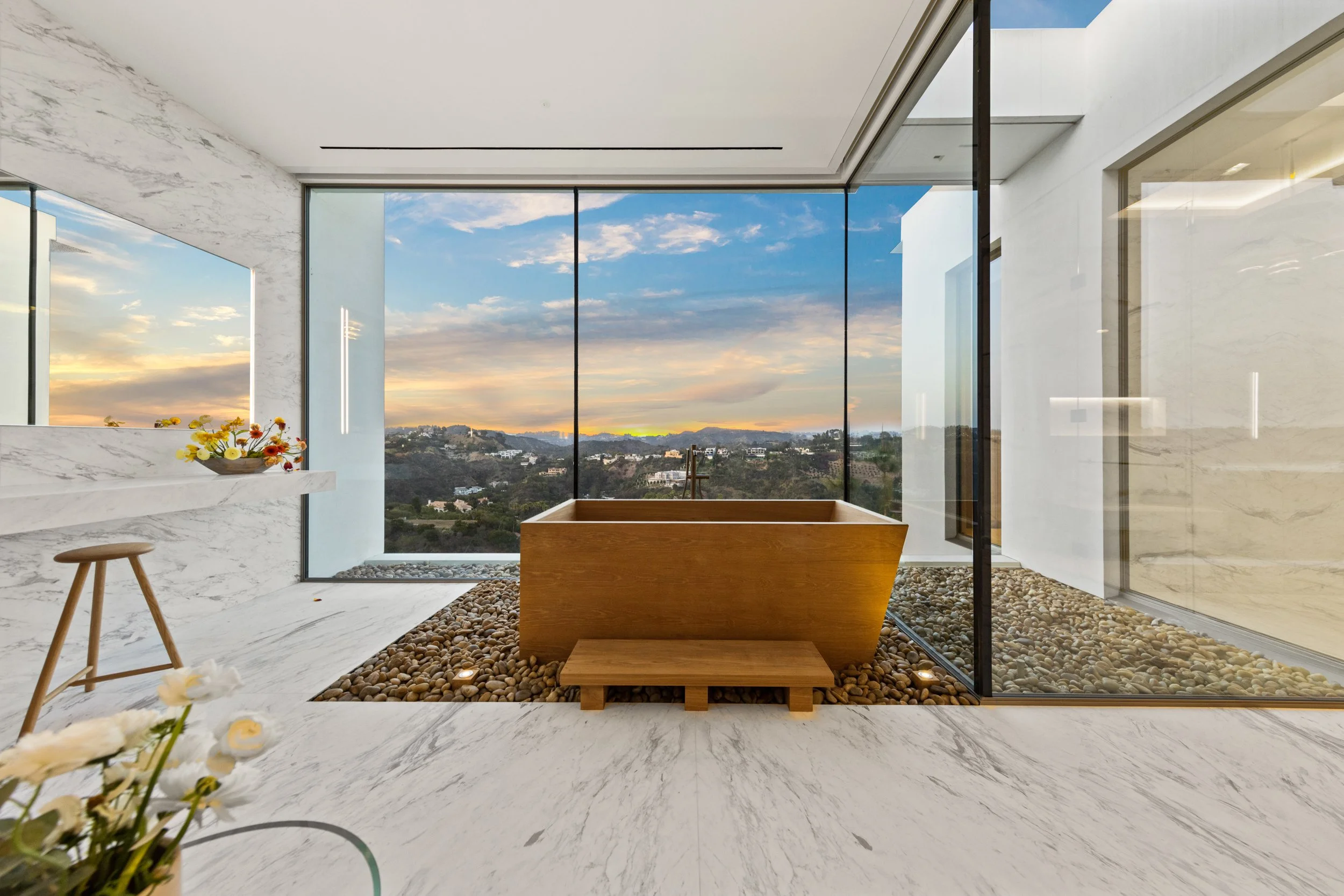 Luxury Interiors — Joe Bryant — Aaron Kirman Group — George Ruan